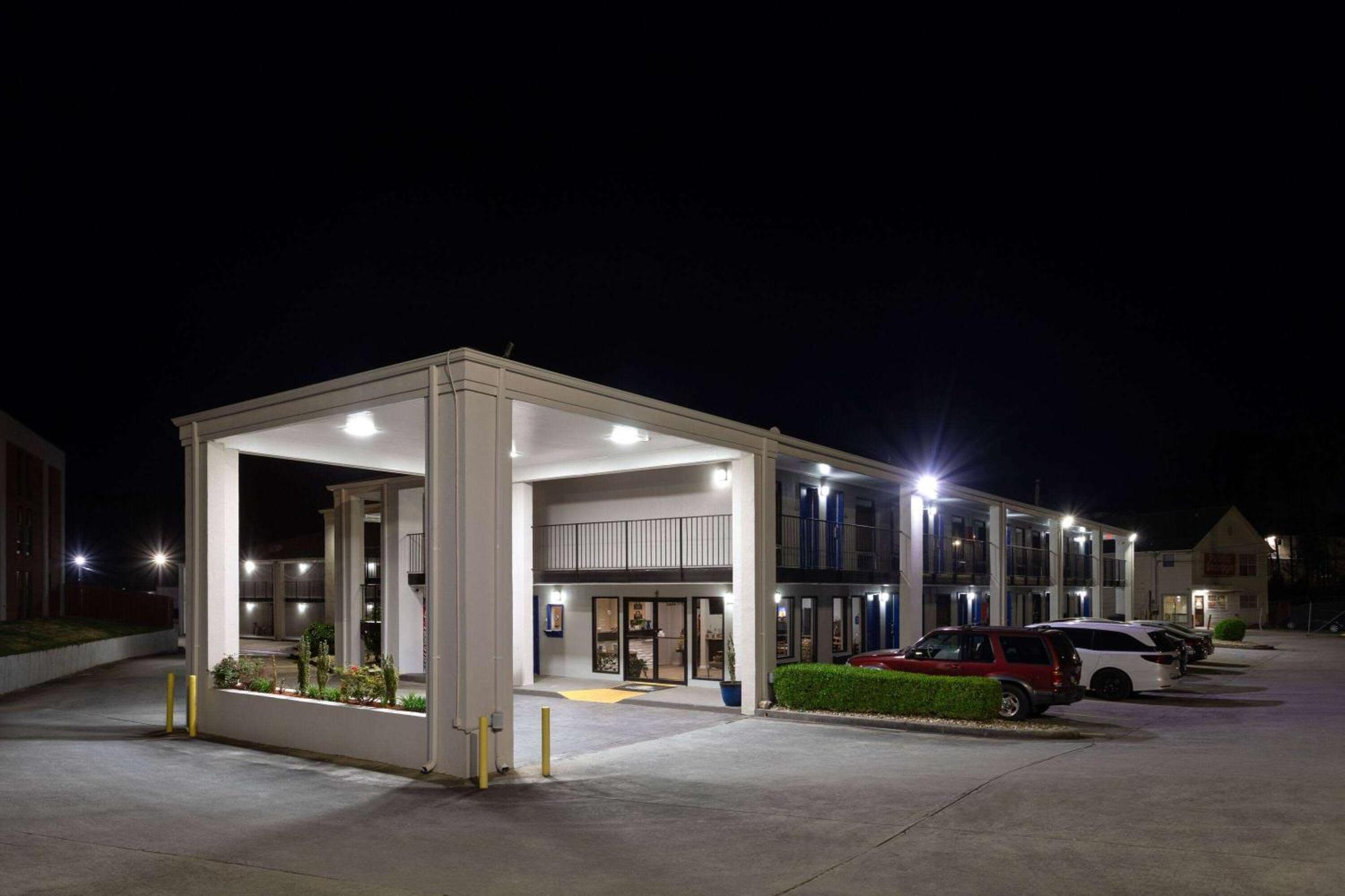 Days Inn By Wyndham Douglasville-Atlanta-Fairburn Road Esterno foto